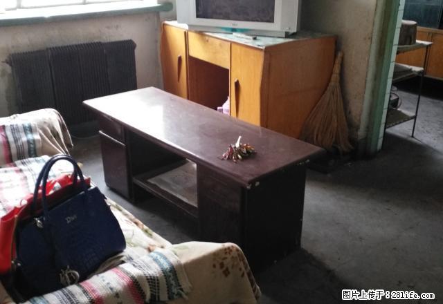 铁路37单元2楼60平米简装家电全500元 - 房屋出租 - 房屋租售 - 哈密分类信息 - 哈密28生活网 hami.28life.com